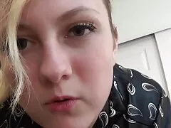 Mamada erótica y follada lenta de cerca