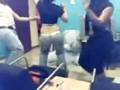 Ser una puta, follar con extraños y beber semen
