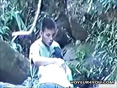 Mamada interracial filmada en POV con corrida en grandes tetas jugosas