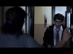Mostrando sus ENORMES TETAS en la cámara para que todos vean la parte 1 de 3