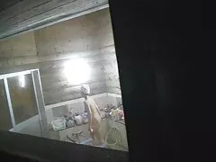 Míranos follando haciendo porno casero mientras escuchas el CD de Sting