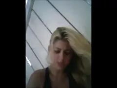 Trío casero de muñeca sexual
