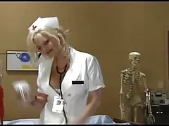Puta de la moda mariquita tratando de ser cachonda como siempre