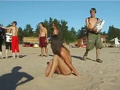 Fotos desnudas de mi esposa gorda en diferentes lugares revelando todo