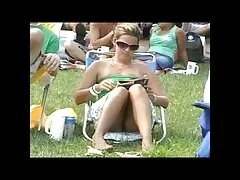 Rachael y sus espectaculares tetas tamaño 'H'